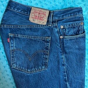 Levi’s. Size W34 L36. 501.